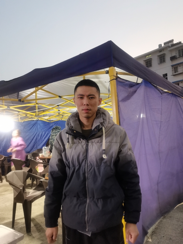 谁谁谁的第一张照片--青岛相亲服务中心