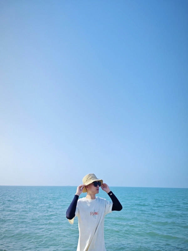 复古红的第一张照片--青岛相亲服务中心