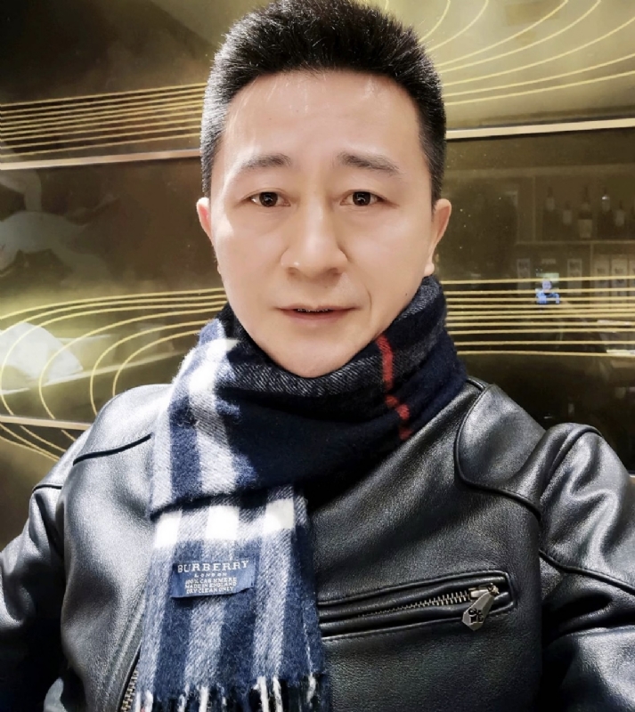 情到深处的第一张照片--青岛相亲服务中心