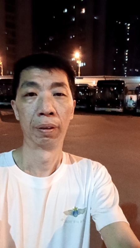 小丑的第一张照片--青岛相亲服务中心