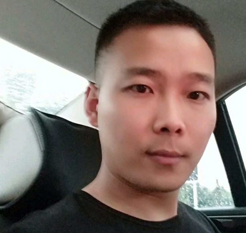 李先生的第二张照片--青岛相亲服务中心