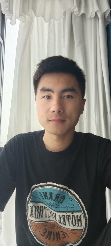 叶秋的第二张照片--青岛相亲服务中心