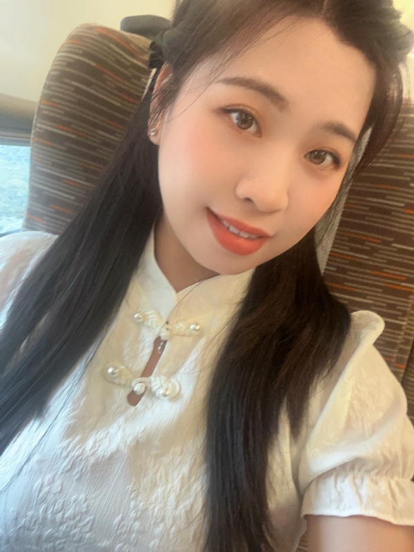 Lin的第三张照片--青岛相亲服务中心