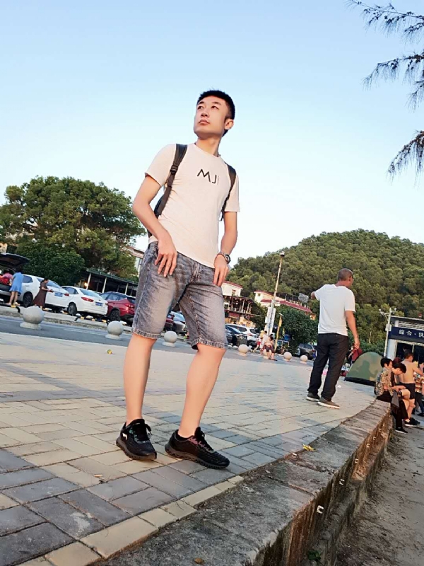 俊皓的第二张照片--青岛相亲服务中心