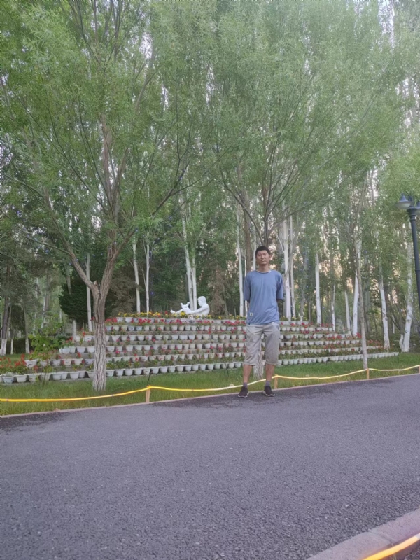 温默的第一张照片--青岛相亲服务中心