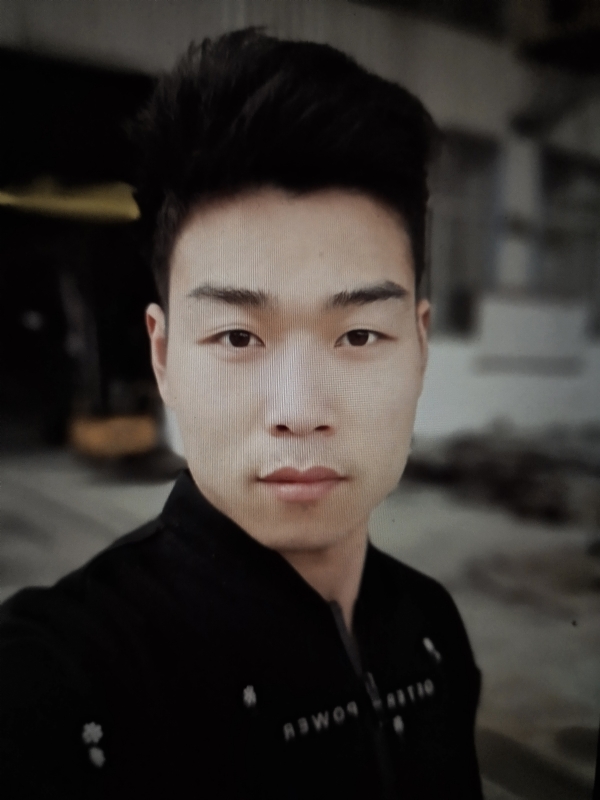 小风的第一张照片--青岛相亲服务中心