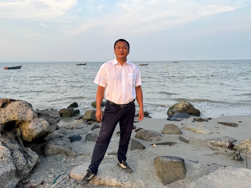 林荣华的第三张照片--青岛相亲服务中心