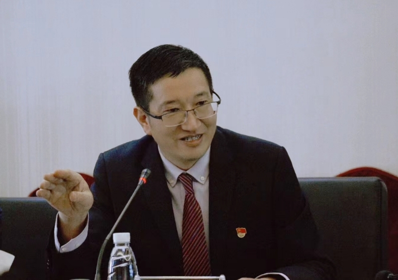 蓝天雁的第三张照片--青岛相亲服务中心