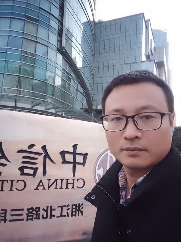 晚秋的第一张照片--青岛相亲服务中心