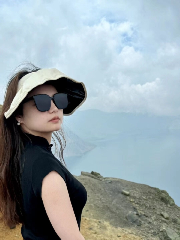 随梦的第一张照片--青岛相亲服务中心