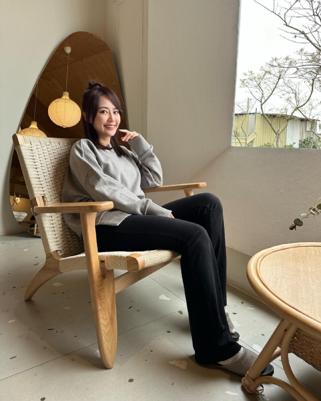 蓝色天空的第一张照片--青岛相亲服务中心