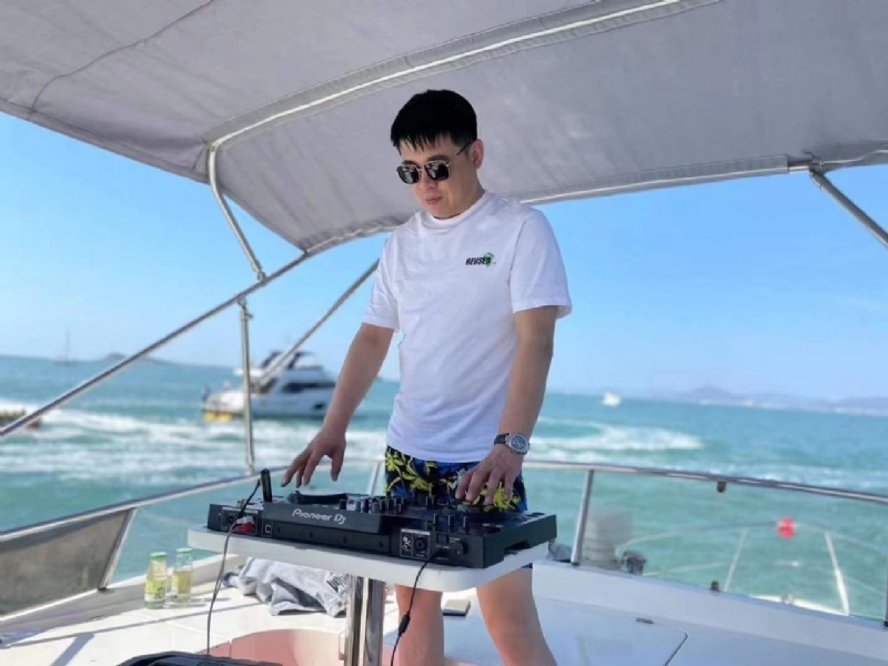 魔盒的第一张照片--青岛相亲服务中心