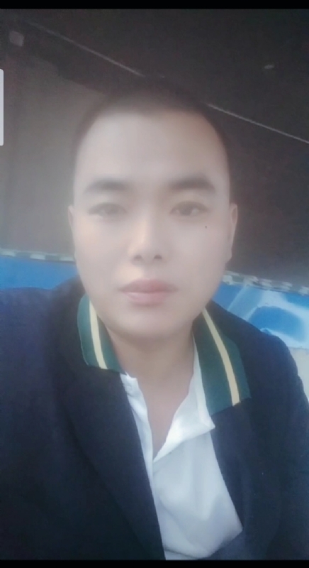 阳光男孩的第一张照片--青岛相亲服务中心