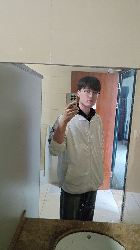 高大毛的第一张照片--青岛相亲服务中心