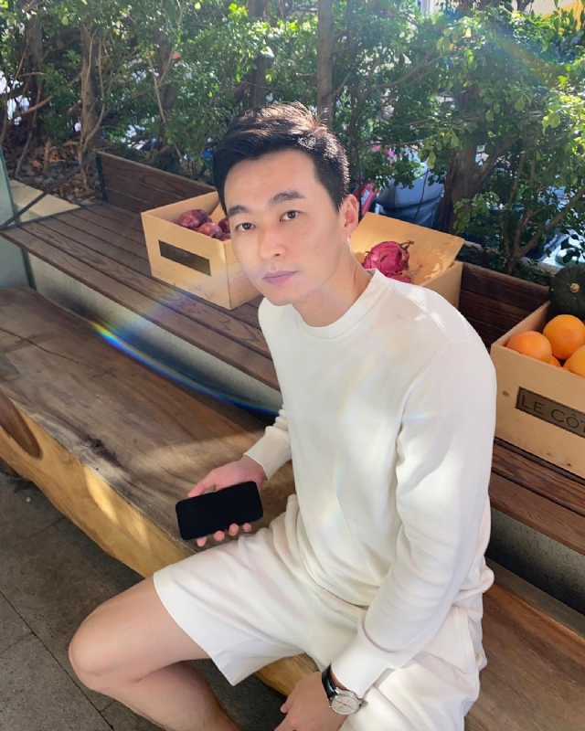 Eric的第一张照片--青岛相亲服务中心