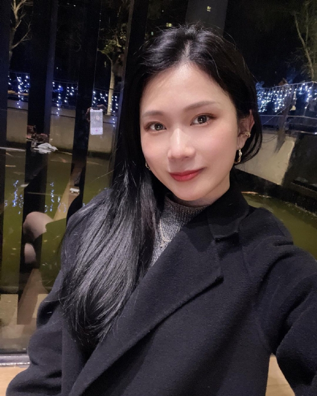 欣欣向荣的第一张照片--青岛相亲服务中心