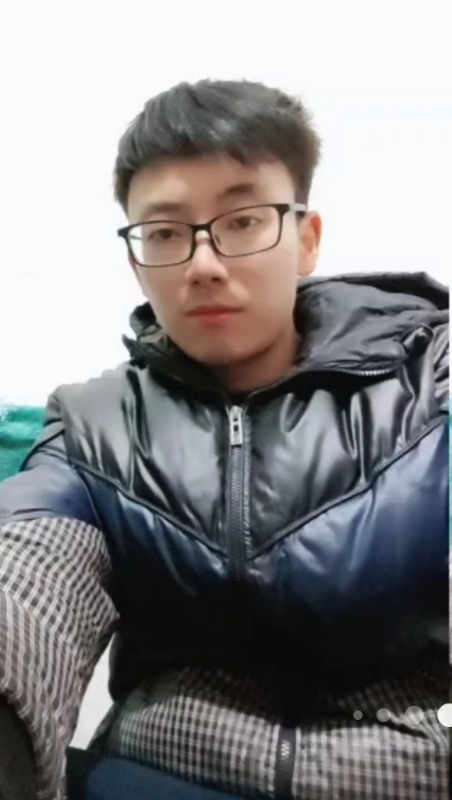 吐泡泡的小鱼的第一张照片--青岛相亲服务中心