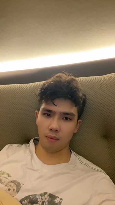 阿龙设计师的第一张照片--青岛相亲服务中心