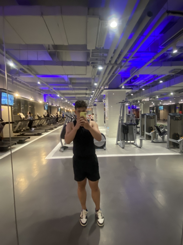 阿龙设计师的第六张照片--青岛相亲服务中心