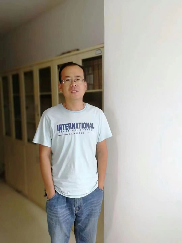 黄土麦田的第二张照片--青岛相亲服务中心