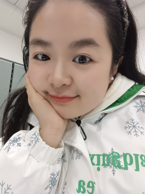 玥玥的第一张照片--青岛相亲服务中心