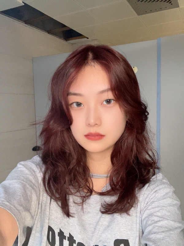 Holy的第二张照片--青岛相亲服务中心