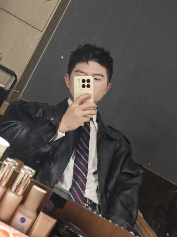 郝天翔的第一张照片--青岛相亲服务中心