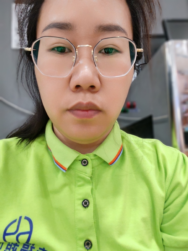 麻花小辫的第一张照片--青岛相亲服务中心