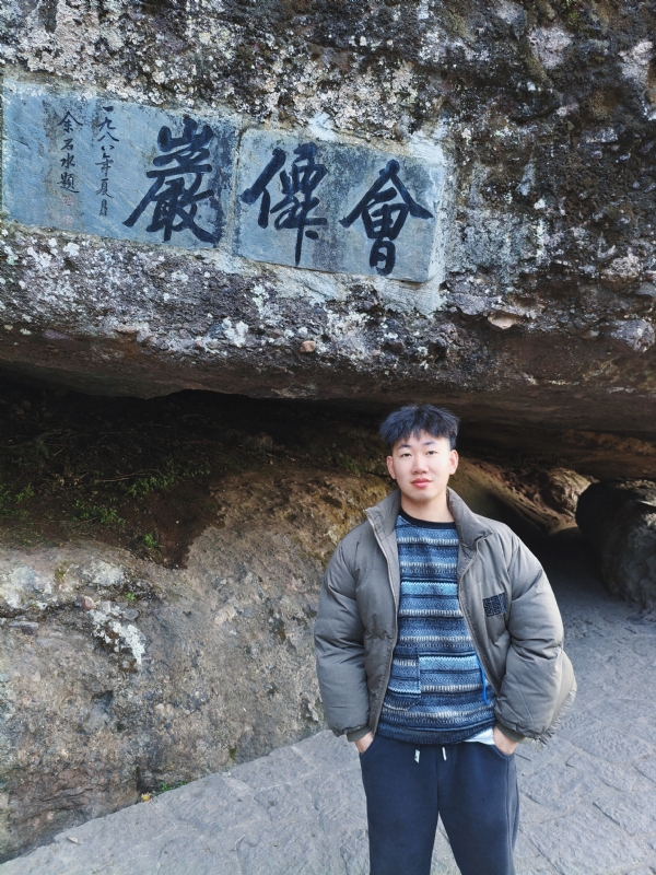 帅邓拖网速的第二张照片--青岛相亲服务中心