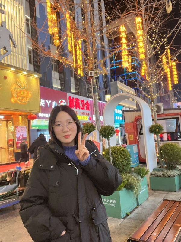 灵芽的第一张照片--青岛相亲服务中心