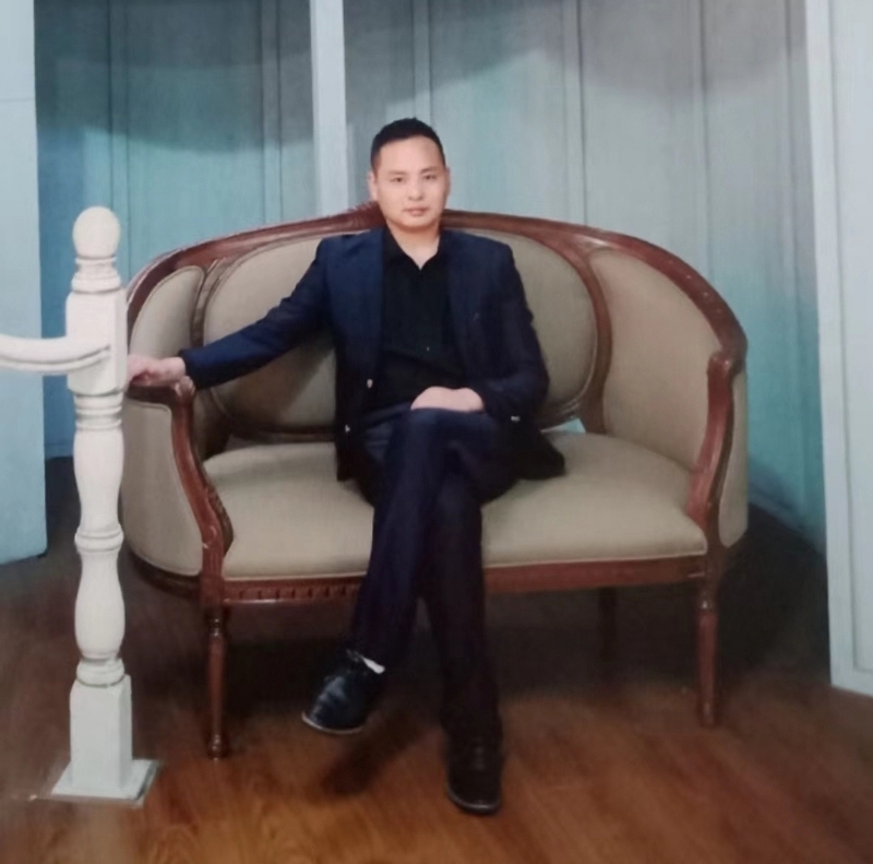 龙行天下的第二张照片--青岛相亲服务中心