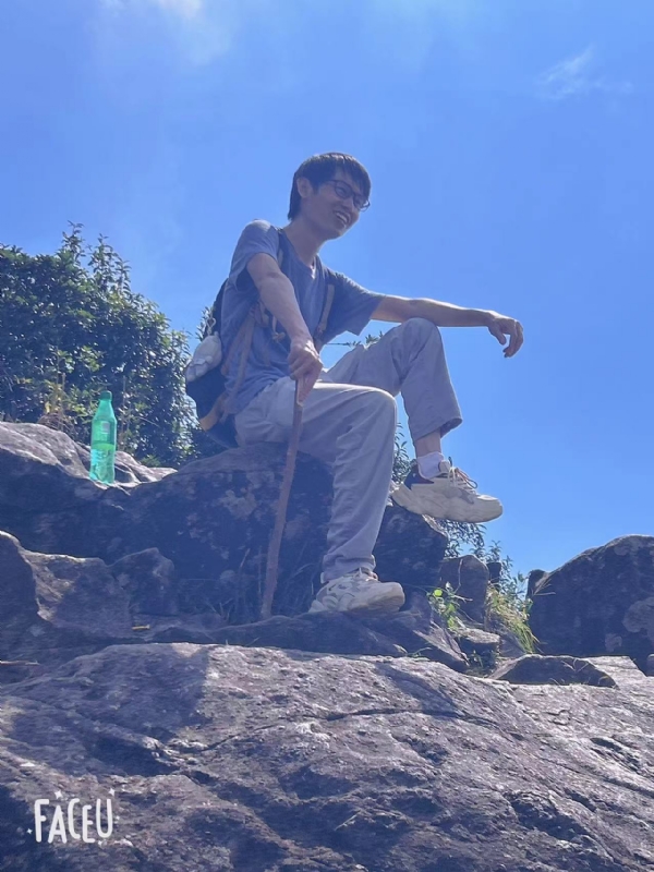 落叶之秋的第一张照片--青岛相亲服务中心