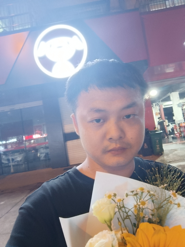 小陈的第一张照片--青岛相亲服务中心