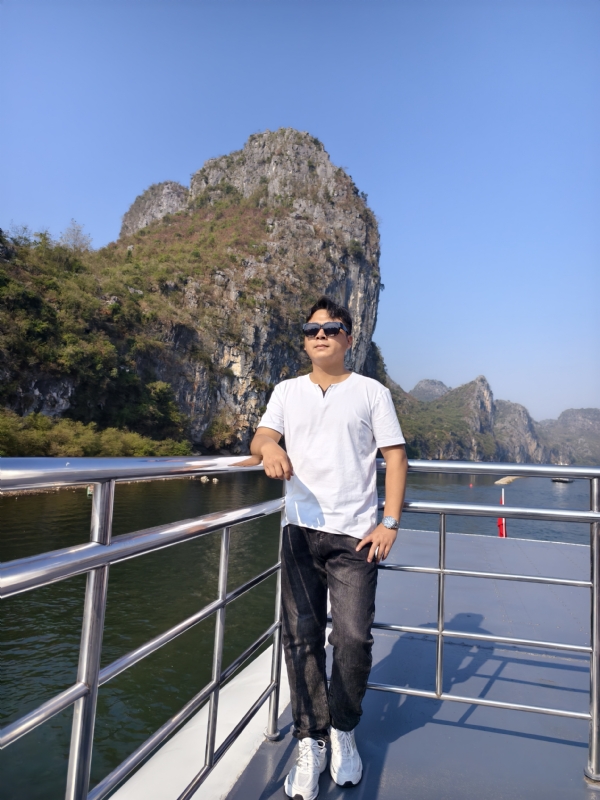 墨痕的第二张照片--青岛相亲服务中心