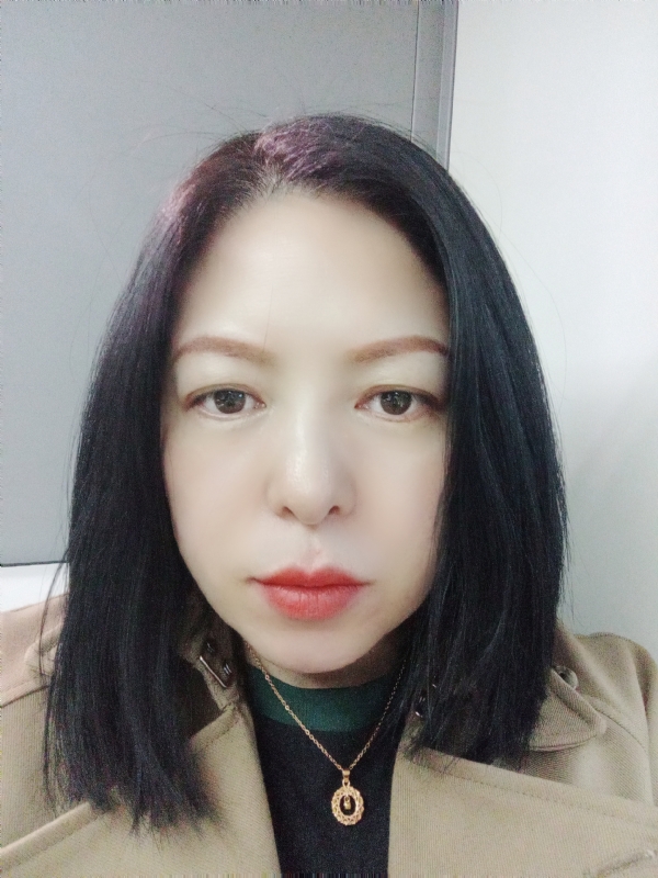 尘颜的第一张照片--青岛相亲服务中心