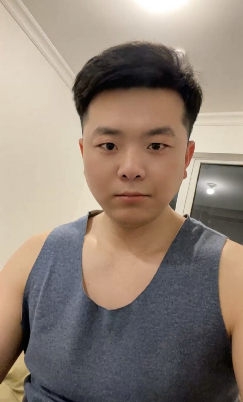 小爷们的第一张照片--青岛相亲服务中心