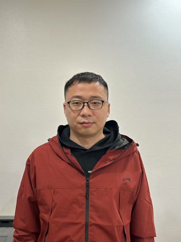 小石头的第一张照片--青岛相亲服务中心