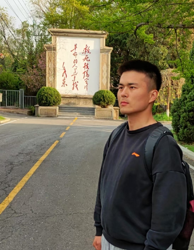 潮生的第二张照片--青岛相亲服务中心