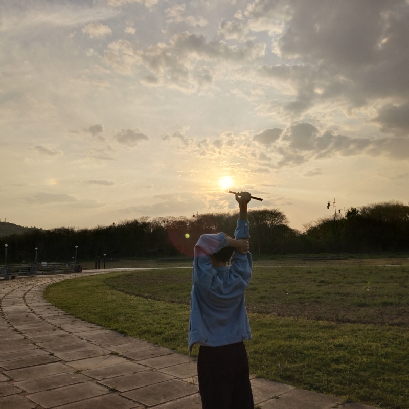 lilili109y的第二张照片--青岛相亲服务中心