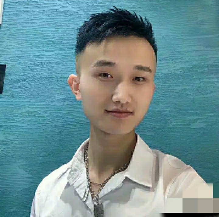 小哥哥的第一张照片--青岛相亲服务中心