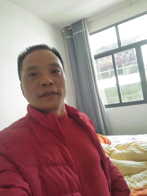 真诚征婚的第一张照片--青岛相亲服务中心