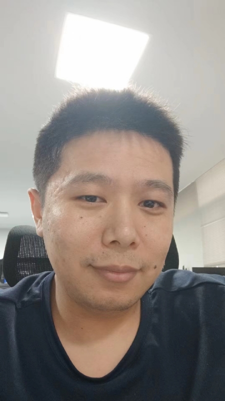 凌乱格子的第二张照片--青岛相亲服务中心