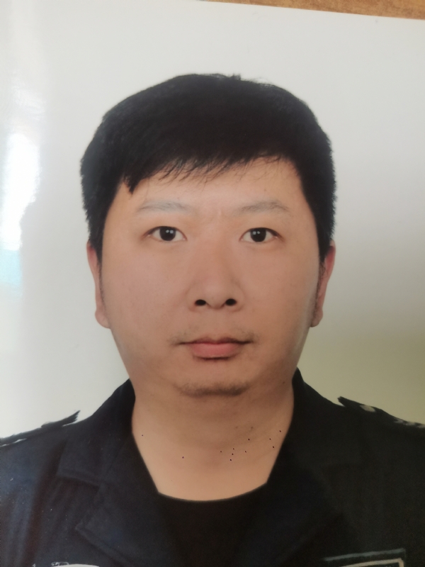 吕嘉的第一张照片--青岛相亲服务中心