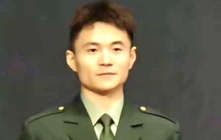 两年又三年的第一张照片--青岛相亲服务中心