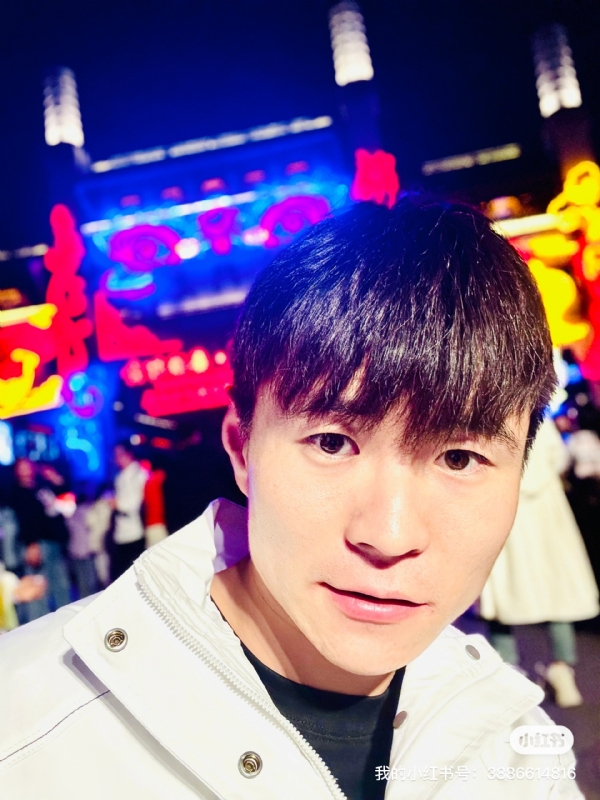 两年又三年的第二张照片--青岛相亲服务中心