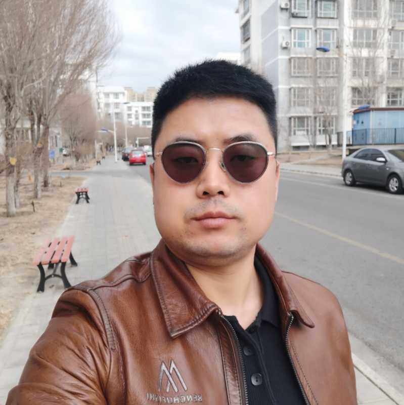 月下听风的第一张照片--青岛相亲服务中心