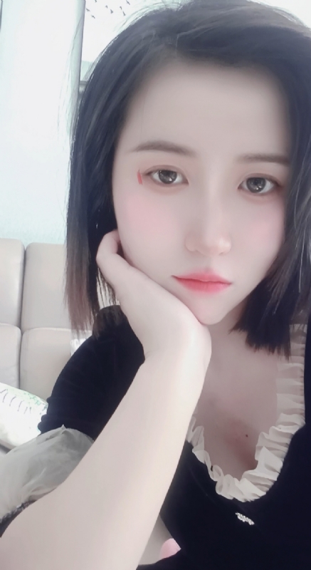 薄荷糖微凉的第一张照片--青岛相亲服务中心