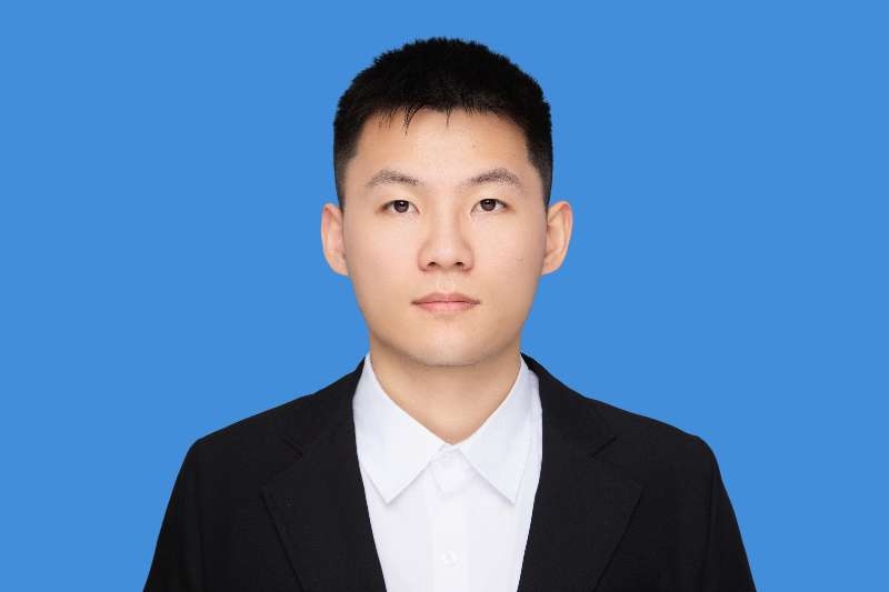 小应的第一张照片--青岛相亲服务中心