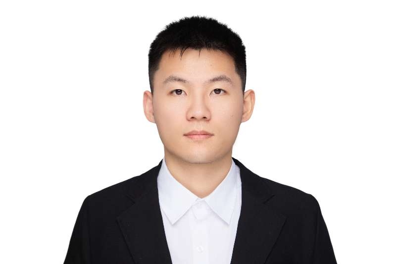 小应的第二张照片--青岛相亲服务中心