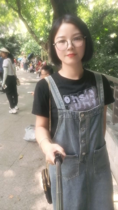 如燕的第二张照片--青岛相亲服务中心